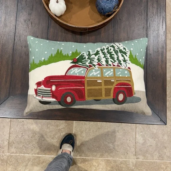 Pottery Barn Woody Car Throw Pillow w/Insert - Picture 4 of 7